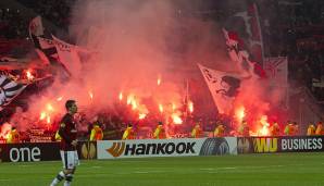 Die Adler erkämpften sich auch dank der Unterstützung der Fans ein 2:2 nach 0:2-Rückstand. Eine gute Ausgangslage für das Rückspiel in Frankfurt.