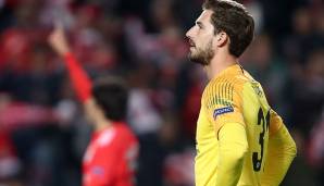 Kevin Trapp: Beim Elfmeter noch leicht dran, den Fernschuss von Felix zum 1:2 aus Frankfurter Sicht muss er trotz guter Schusstechnik aber halten. Das 1:4 bekam er durch die Beine. Hielt zwei Mal gut, erwischte dennoch nicht seinen besten Tag. Note: 4,5.