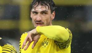 Mats Hummels hat den Auftritt von Borussia Dortmund in der ersten Halbzeit des Zwischenrunden-Rückspiels der Europa League bei den Glasgow Rangers gelobt.