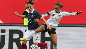 Fatmire Alushi (r.) fällt für das Länderspiel gegen England aus