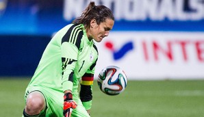 Nadine Angerer und weitere Spielerinnen protestieren gegen die WM in Kanada 2015