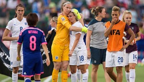 Englands Frauen nach der Niederlage gegen Japan