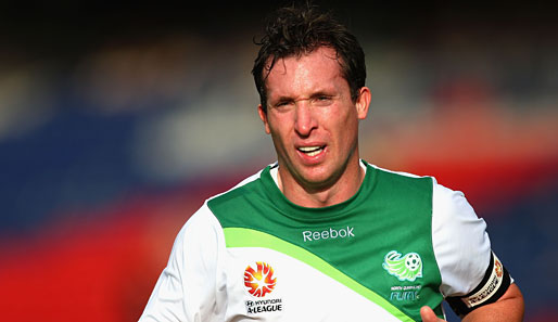 Liverpool-Legende Robbie Fowler hat einen Vertrag bei Muang Thong United unterschrieben