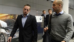 Tohuwabohu am Flughafen bei der Ankunft von Ribery und Co.