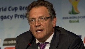 Jerome Valcke spricht sich für eine WM 2022 im Winter aus