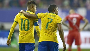 Neben Neymar und Douglas Costa ist auch Luiz Gustavo nominiert