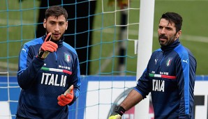 Gianluigi Donnarumma und Gianluigi Buffon verstehen sich blendend