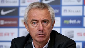 Bert van Marwijk kritisiert die Nachwuchsarbeit in der Niederlande