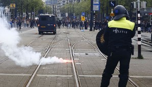 Nach der Niederlage im Derby gegen Excelsior kam es in Innenstadt Rotterdams zu Randalen der Feyenoord-Fans.