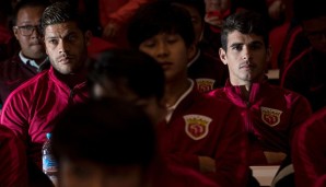 Hulk (l.) und Oscar stehen stellvertretend für Chinas Transferwahn. Shanghai SIPG bezahlte 120 Mio. Euro