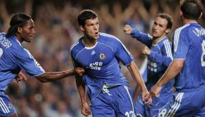 Michael Ballack: 2006 vom FC Bayern zum FC Chelsea. Der Capitano wollte unbedingt zu den Blues und weder er noch der Klub sollten es bereuen. Einziger Wermutstropfen: der verpasste CL-Titel