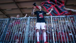 Daneben hat's auch der 1. FC Nürnberg (mal wieder) geschafft. Der Club schickt sich jetzt sogar an, die Meisterschaft in Liga 2 zu holen.