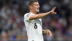 Toni Kroos: Als linker Achter längst nicht so sicher wie gewohnt. Verlor bei (starkem) Gegnerdruck einige Bälle. Mit etwas Zeit aber mit gefährlichen Pässen in die Tiefe. Note: 3.