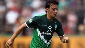 MESUT ÖZIL, Werder Bremen, Potenzial - 88: 2010 ging Özil von Werder zu Real Madrid. Seit 2013 spielt er für Arsenal, mittlerweile aber faktisch aussortiert. Zu seinen Titeln zählen die WM 2014, drei FA-Cups, eine spanische Meisterschaft und eine Copa.