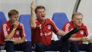 Andries Jonker mit Louis van Gaal und Hermann Gerland im August 2009.