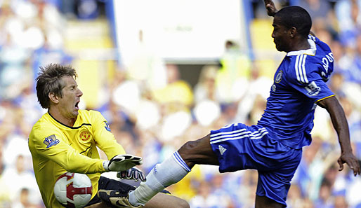 Edwin van der Sar (l.) macht wohl im Sommer bei Manchester United Schluss