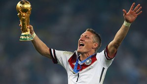 Bastian Schweinsteiger wird jetzt schon auf der Insel frentisch gefeiert