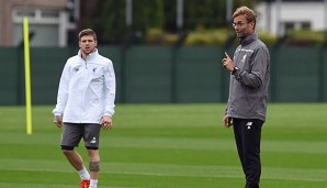 Jürgen Klopp und Alberto Moreno haben anscheinend ein gutes Verhältnis