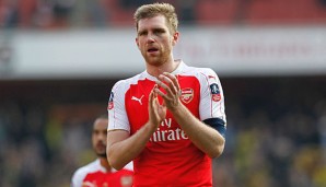 Per Mertesacker erwartet größere Konkurrenz in der neuen Saison