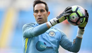 Claudio Bravo steht nun bei Manchester City im Tor