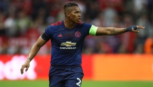 Antonio Valencia bleibt bei Manchester United