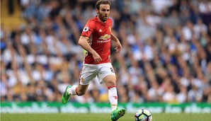 Juan Mata spielt im Finale der Europ League gegen Ajax Amsterdam