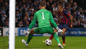 Auf den derzeit ausgeliehenen City-Torwart Joe Hart würde Alves in Manchester wohl nicht mehr treffen