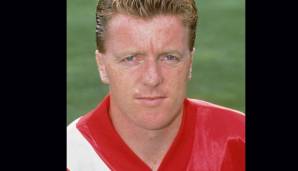 Steve Nicol (23 Spiele/6 Tore). Der Schotte war zwar Abwehrspieler, aber irre torgefährlich. Landete nach 14 Jahren bei den Reds schließlich in den USA. Letzte Station: Trainer bei New England Revolution.