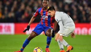 Vergangenheit gegen Zukunft? Aaron Wan-Bissaka (Crystal Palace) im Duell mit Alexis Sanchez.