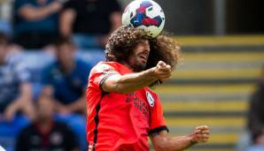 MARC CUCURELLA (24, für 65 Mio. Euro von Brighton & Hove Albion zum FC Chelsea): Pep wollte ihn, Barca wollte ihn, Chelsea bekam ihn. War bei Brighton "Spieler der Saison" – als Linksverteidiger. Weil ihn so viele wollten, wurde er teuer.