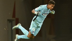 Alban Lafont feierte sein Debüt mit nur 16 Jahren