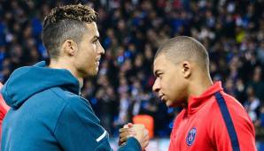 Cristiano Ronaldo (l.) zählt zu den Vorbildern von Kylian Mbappe.