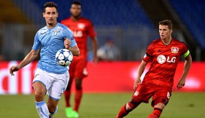 Miroslav Klose (l.) könnte bald in der MLS auf Torejagd gehen