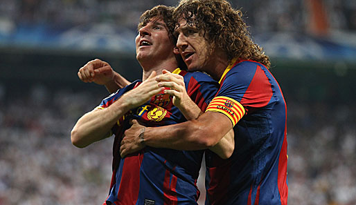 Carles Puyol (r.) wird dem FC Barcelona nach seiner Knie-OP drei Monate fehlen