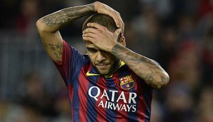 Dani Alves ist einer von fünf Spielern die Barcelona derzeit nicht zur Verfügung stehen