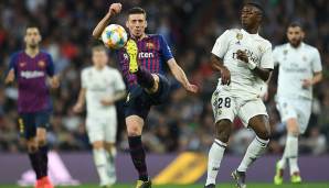 Clement Lenglet: In der 37. klärte er stark gegen Vinicius. Leistete sich die eine oder andere Unsicherheit im Stellungsspiel. Note: 3,5.