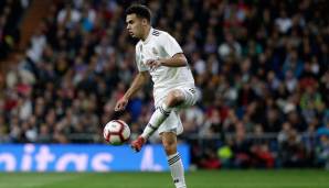 SERGIO REGUILON, unter Zidanes Vorgänger Santiago Solari noch Stamm-Linksverteidiger vor Marcelo, wird auch verliehen. Der 22-jährige Spanier geht für ein Jahr zum FC Sevilla, bei dem er auf einen anderen Ex-Real-Coach trifft: Julen Lopetegui.