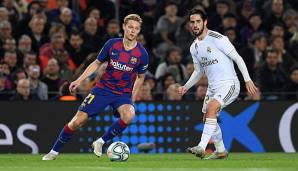 Im Mittelfeld treffen Frenkie de Jong und Isco aufeinander.