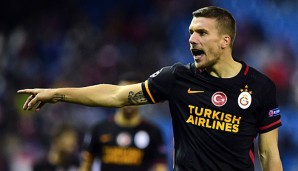 Lukas Podolski wird auch weiterhin für Gala auflaufen