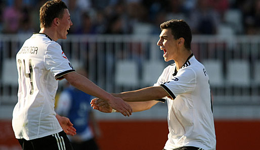 Trafen beide im Halbfinale gegen Dänemark: Kaan Ayhan (r.) und Nils Quaschner (l.)