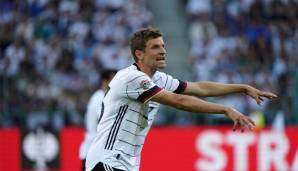 THOMAS MÜLLER: War in den vergangenen Partien oft nicht gut eingebunden, überzeugte gegen Italien aber auf ganzer Linie. Entlastete den Spielaufbau und die Offensive durch seine Präsenz. Tor zum 3:0 war die Krönung einer guten Leistung. Note: 2.