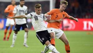 Frenkie de Jong hier im Duell mit Joshua Kimmich.