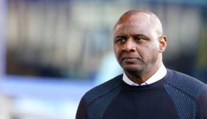 Patrick Vieira soll einen Fan vom FC Everton getreten haben.