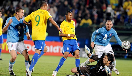 Im Gruppenspiel besiegte Brasilien Italien mit 3:0