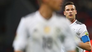 Julian Draxler: Trat offensiv zunächst nur wenig in Erscheinung und öffnete selten Räume. Schön aber die Vorlage mit der Hacke vor dem 1:0, legte im zweiten Abschnitt zu. Arbeitete ordentlich mit nach hinten, weitere Glanzlichter blieben aber aus. Note 3