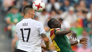 Niklas Süle: Verrichtete seine Abwehrarbeit zuverlässig. Im Aufbau fehlerlos und mit der starken Verlagerung auf Kimmich vor dem 2:0. Beim Gegentreffer allerdings zu zaghaft gegen Aboubakar. Note 3,5