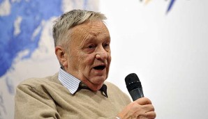 Gian Franco Kasper kritisierte die Vergabe der Weltmeisterschaft 2022 nach Katar erneut