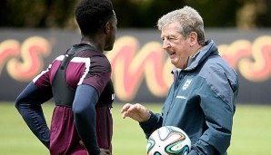 Roy Hodgson erklärt Daniel Sturridge sein Konzept