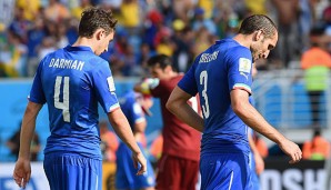 Geschlagener Ex-Weltmeister: Darmian (l.) und Chiellini schleichen vom Platz