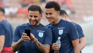 Dele Alli behauptet, dass die Geste als Witz an Kumpel Kyle Walker gedacht war